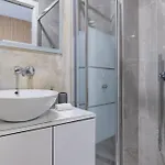 Moderno Com Terraco * Lissabon