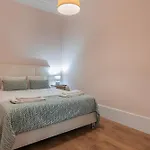 Moderno Com Terraco Appartement Lissabon
