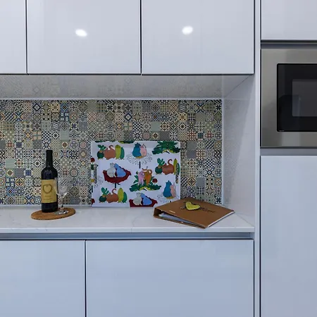 Moderno Com Terraco * Лиссабон